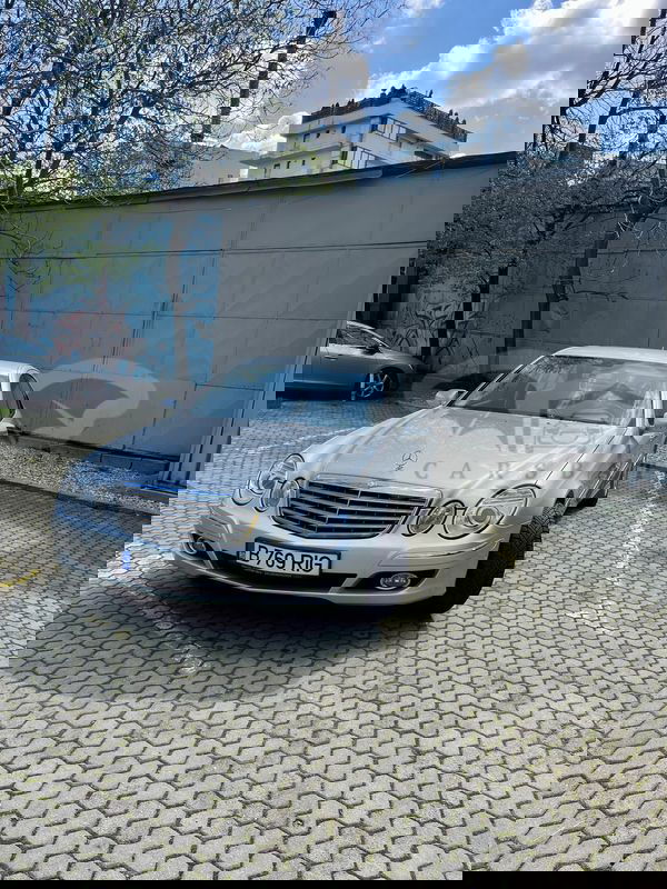 Mercedes-Benz E W211 [2002 - 2009] 220 CDI 2006