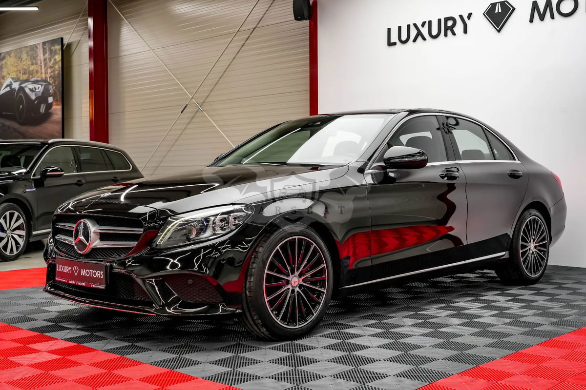 Mercedes-Benz C W205 [2014 - 2021] 200 d 9G-TRONIC Avantgarde 2018