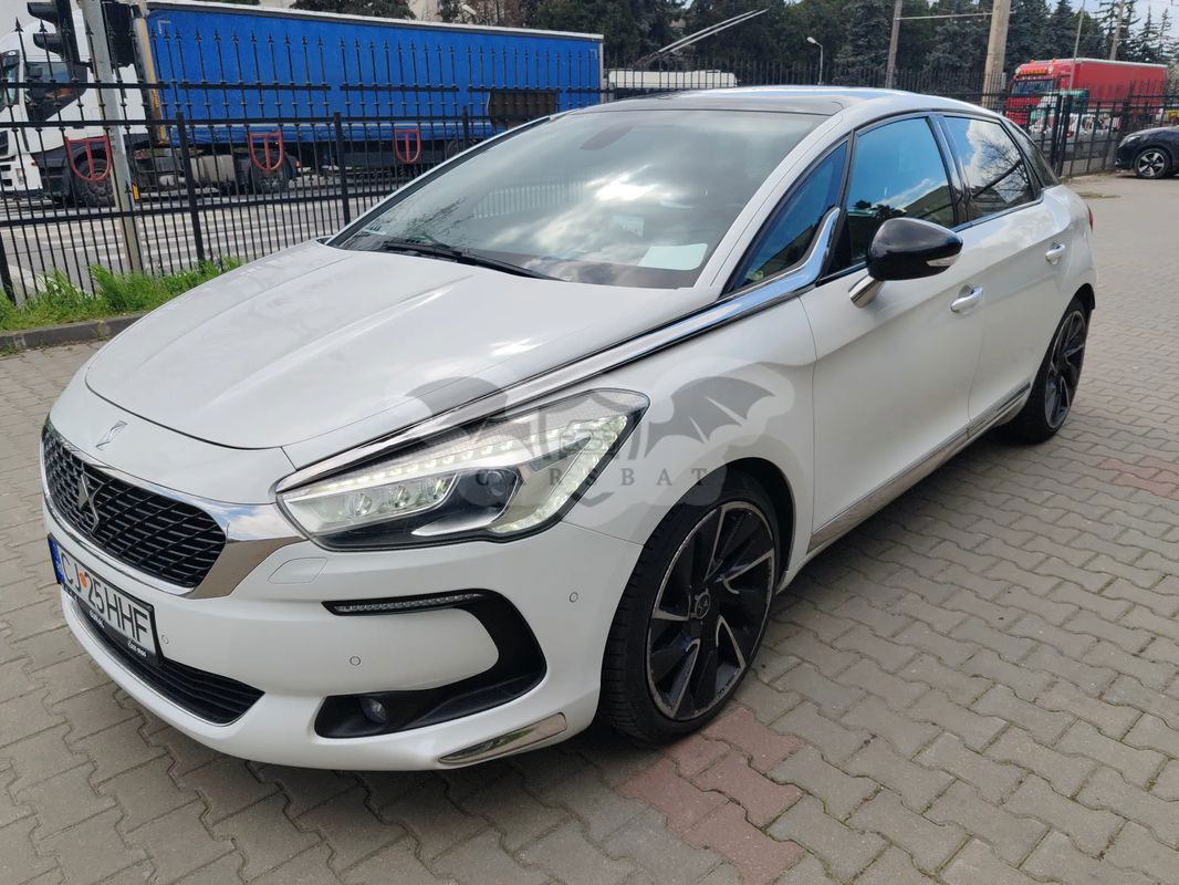 DS DS5 DS5 BlueHDi Sport Chic Aut. 2016