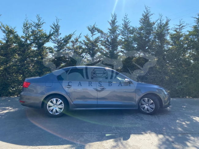 Volkswagen Jetta A6 [2010 - 2018] 1.2 TSI Comfortline 2011