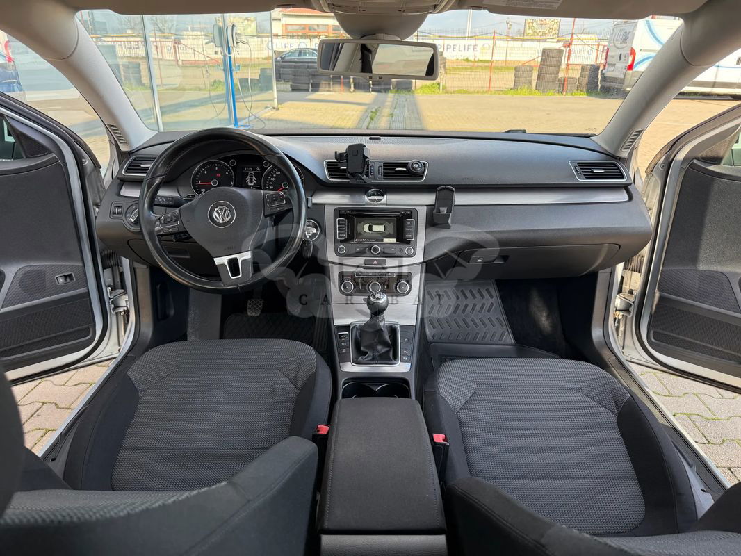 Volkswagen Passat B7 [2010 - 2014] Variant 2.0 TDI BlueMotion Technology Highline 2012
