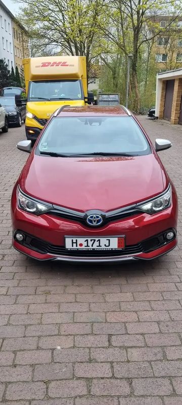 Toyota Auris II [2012 - 2018] 1.8 VVT-i Hybrid Automatik Touring Sports Executive 2018