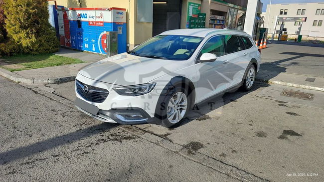 Opel Insignia B [2017 - Prezent] Sport Tourer 2.0 Turbo 4X4 Start/Stop Country Tourer Exclusive Aut. 2018