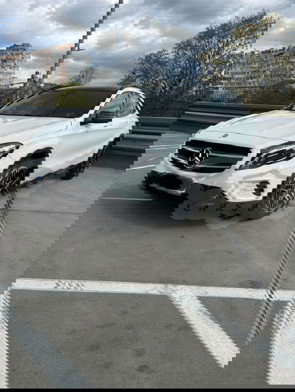 Mercedes-Benz GLA X156 [2013 - 2019] 200 d 4MATIC Aut. 2015