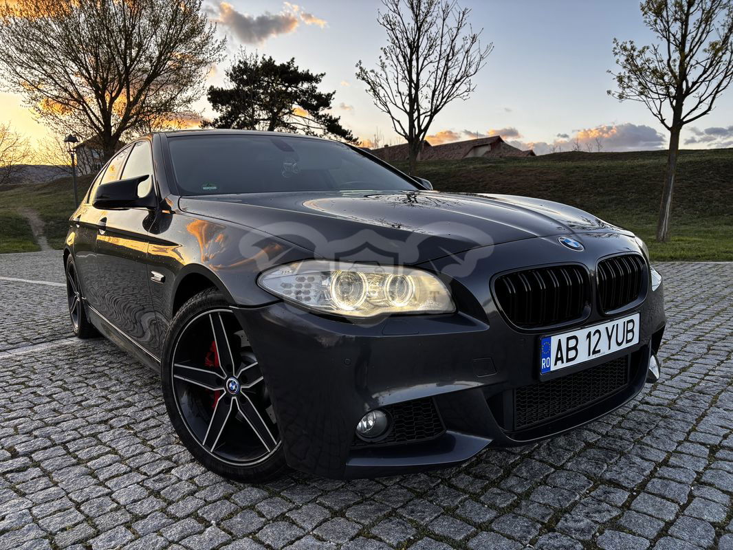 BMW 5 Series F10/F11/F07 [2010 - 2017] 530d 2011