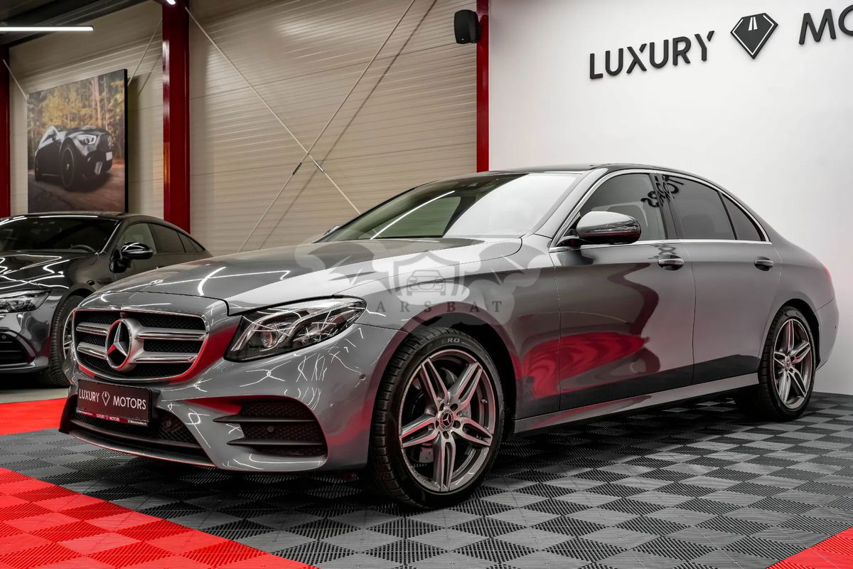 Mercedes-Benz E W213 [2016 - 2023] 220 d 9G-TRONIC AMG Line 2018
