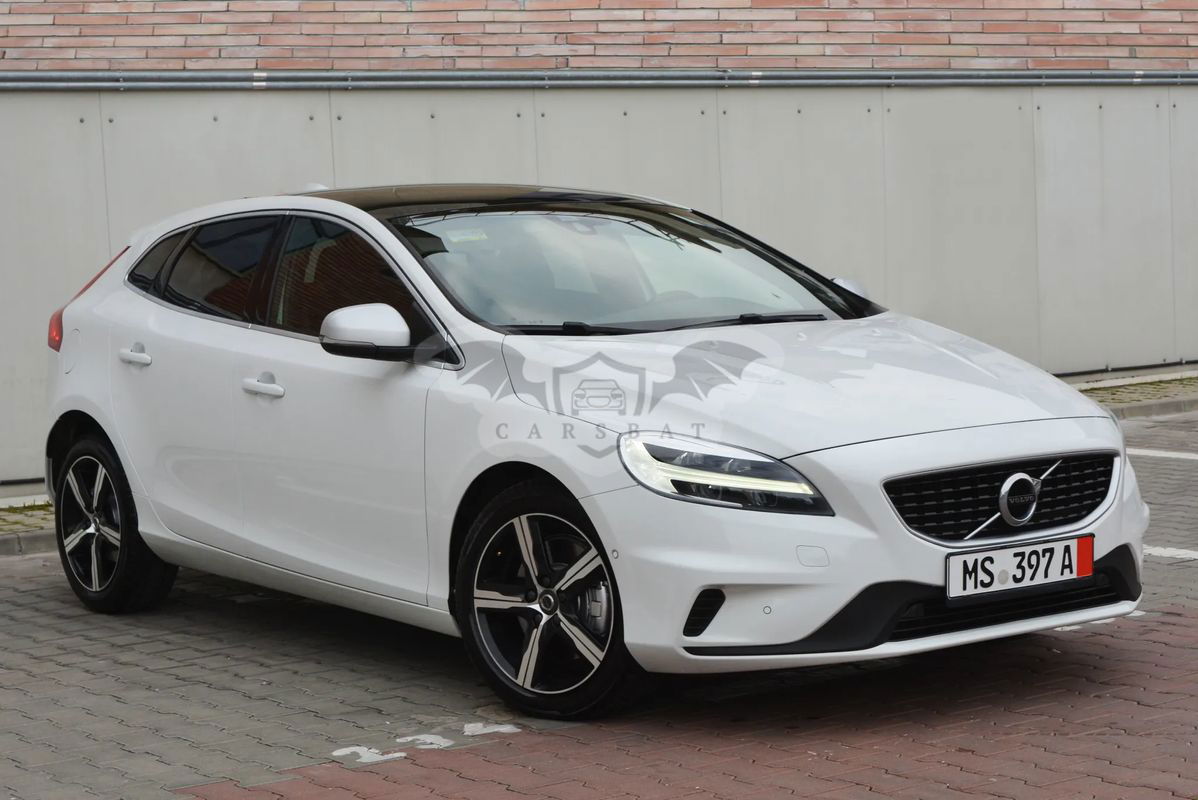 Volvo V40 2018