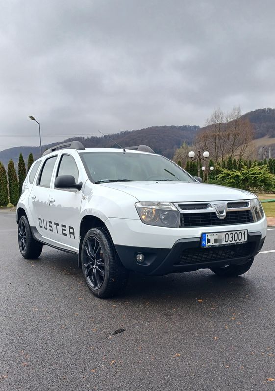 Dacia Duster 2011