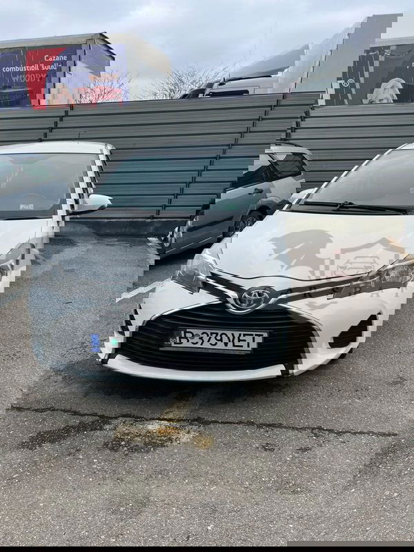 Toyota Yaris 2015