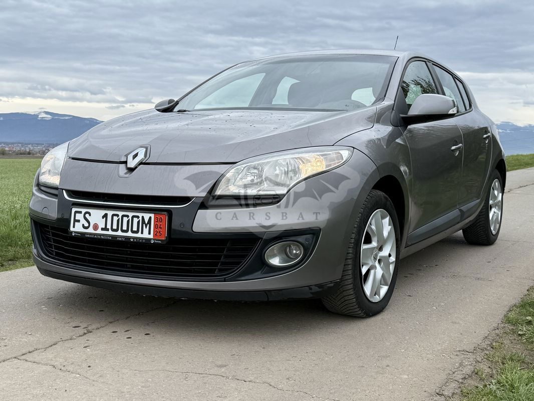 Renault Megane III [2008 - 2016] ENERGY dCi 110 Start & Stop Bose Edition 2012