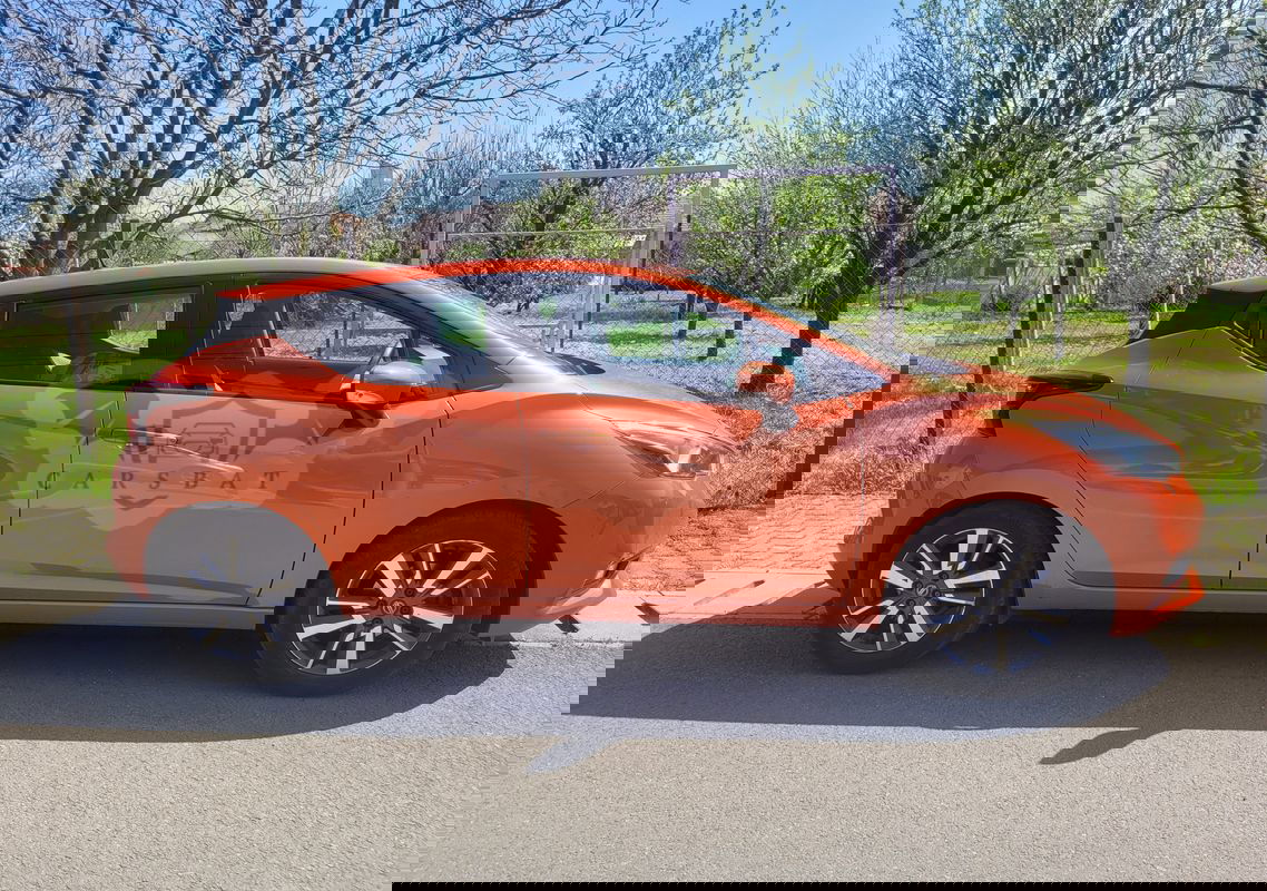 Nissan Micra K14 [2017 - Prezent] 1.0L Acenta 2017