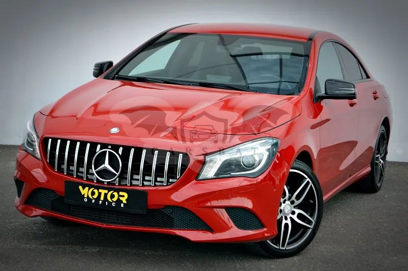 Mercedes-Benz CLA 180 7G-DCT Urban 2014