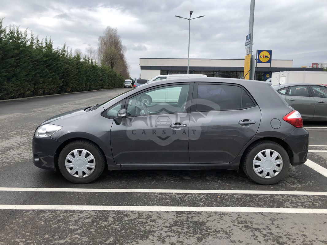Toyota Auris 2010