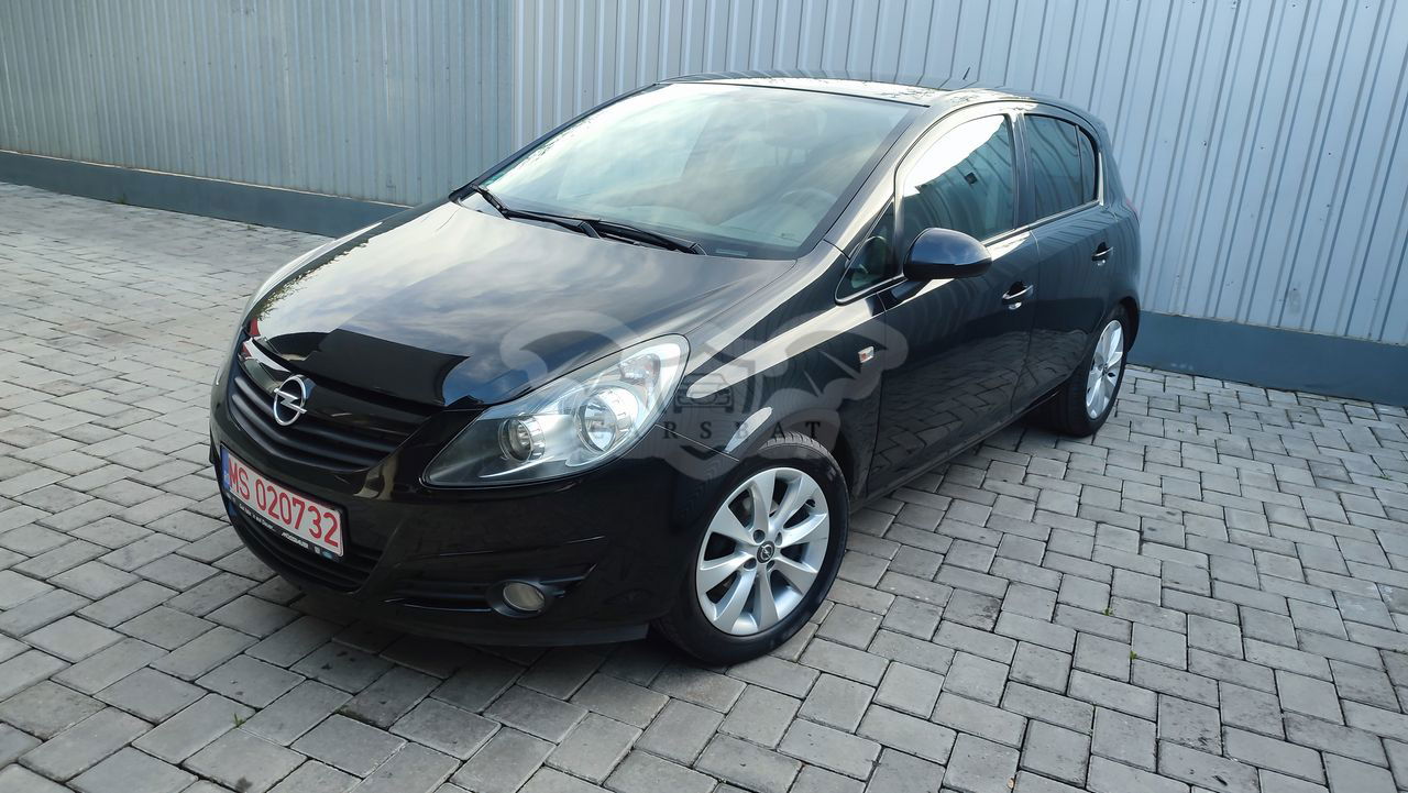 Opel Corsa D [2006 - 2014] 1.4 Cosmo 2011