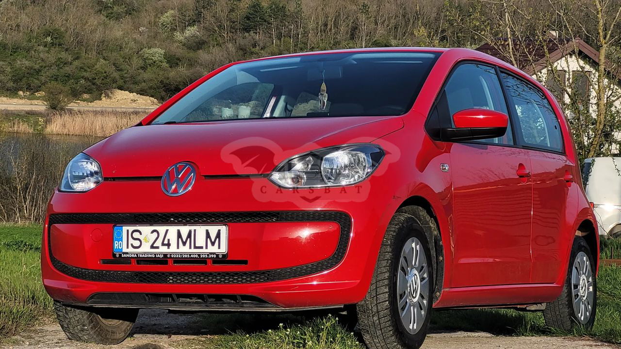 Volkswagen Up! 1.0 High 2013
