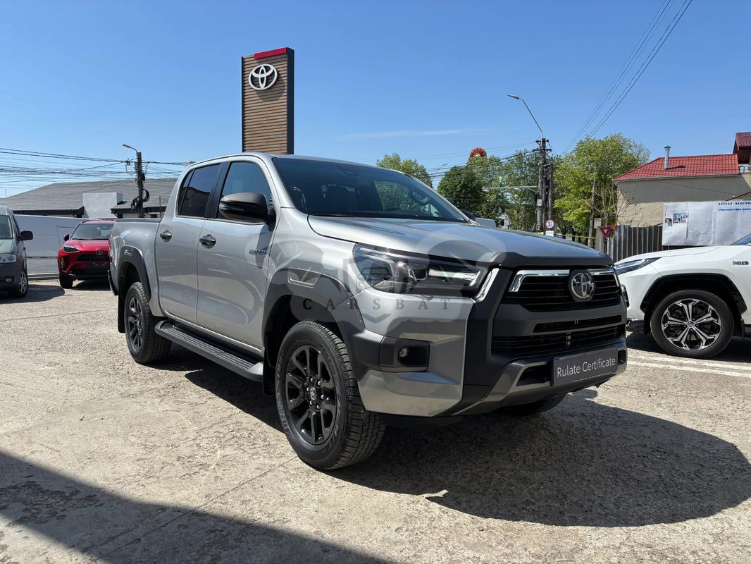 Toyota Hilux 2.8D 204CP 4x4 Double Cab AT Invincible 2023