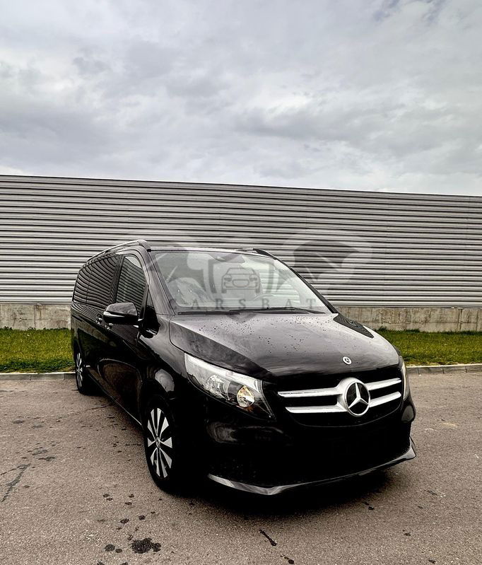 Mercedes-Benz V 220 d Combi Lung 163 CP RWD 9AT 2021