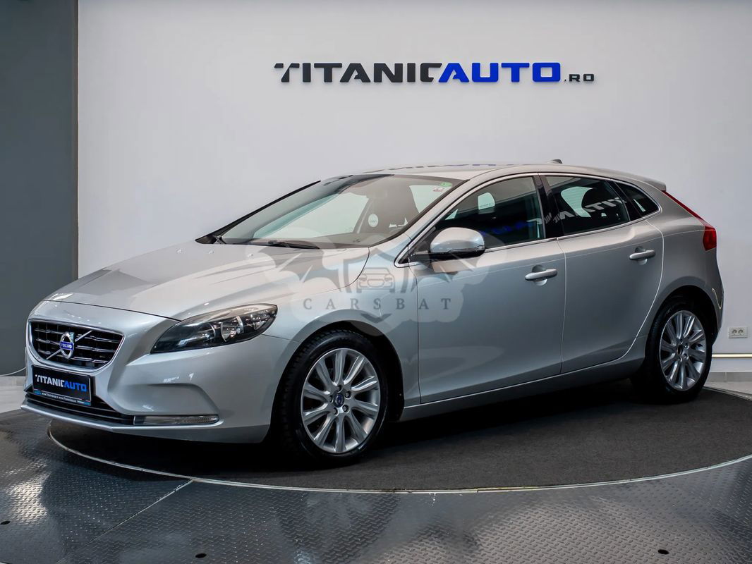 Volvo V40 II [2012 - Prezent] D2 ECO Summum 2013