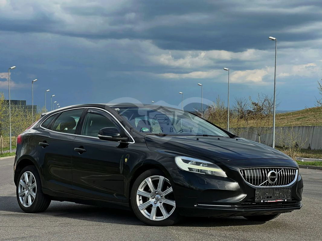 Volvo V40 II [2012 - Prezent] 2016