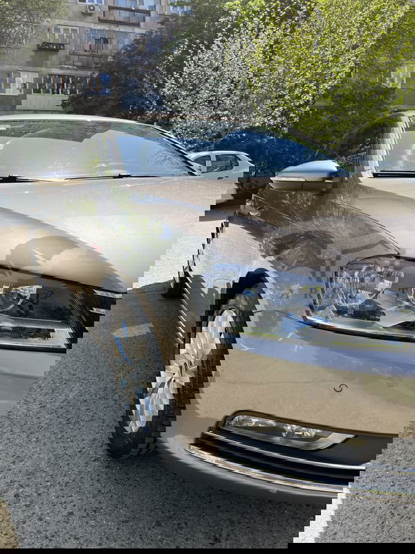 Volkswagen Passat B7 [2010 - 2014] Variant 2.0 TDI DSG BlueMotion Technology Trendline 2011