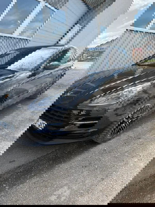 Porsche Macan Standard 2019