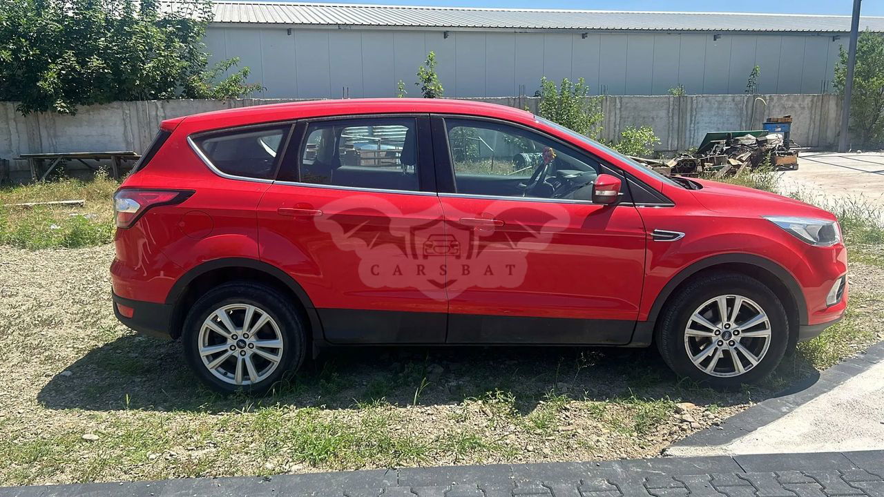 Ford Kuga II [2012 - 2019] 1.5 EcoBoost 2WD Trend 2018