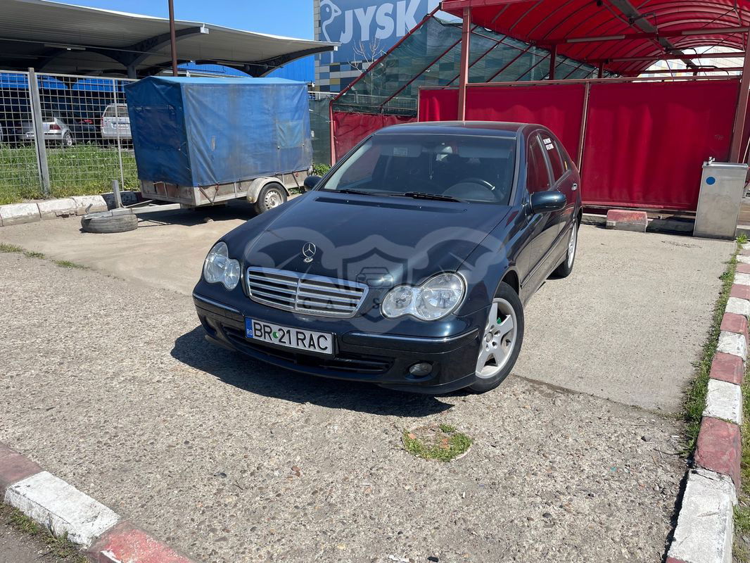 Mercedes-Benz C W203 [2000 - 2007] 200 CDI 2005
