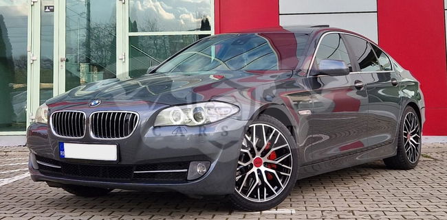 BMW 5 Series F10/F11/F07 [2010 - 2017] 525d xDrive 2012
