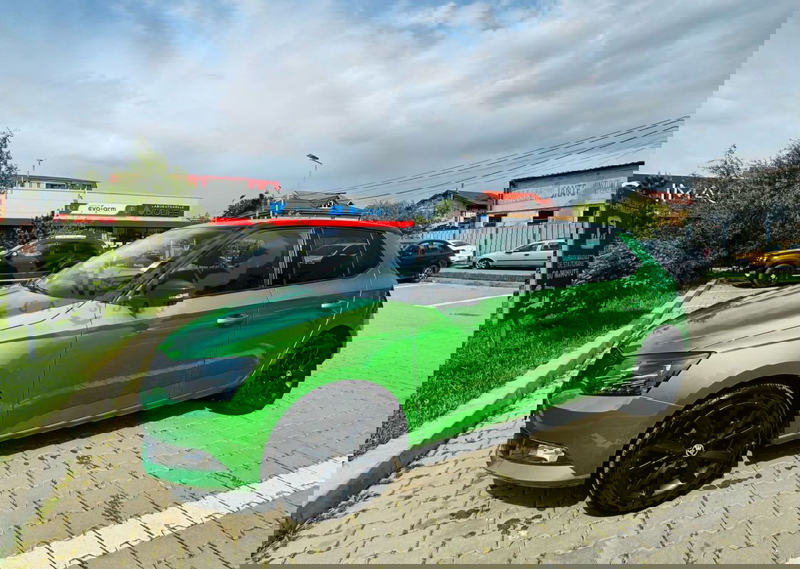 Skoda Fabia III [2014 - 2021] 1.0 MPI Monte Carlo 2015