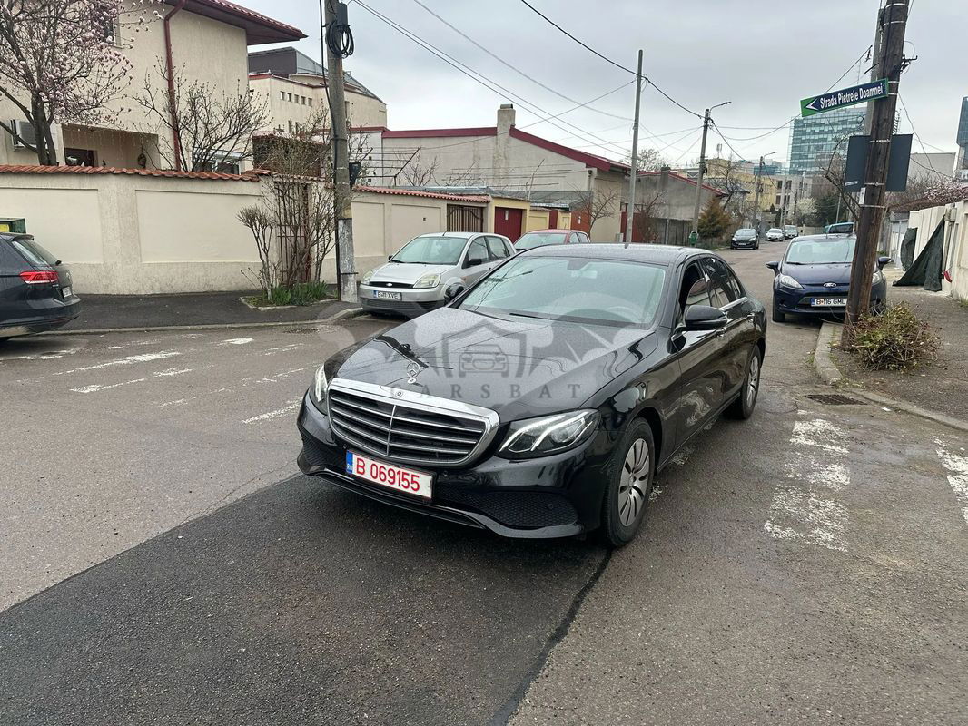 Mercedes-Benz E W213 [2016 - 2023] 220 d 9G-TRONIC 2017