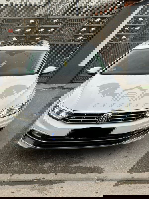 Volkswagen Passat B8 [2014 - Prezent] Variant 2.0 TDI DSG R Executive 2016