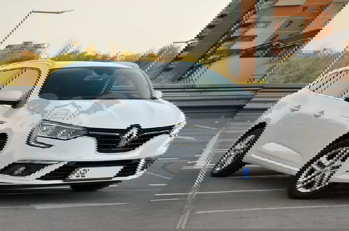 Renault Megane III [2008 - 2016] BLUE dCi 115 EDC BUSINESS EDITION 2020