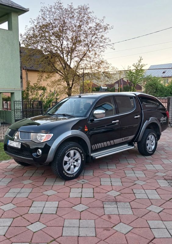 Mitsubishi L200 2009