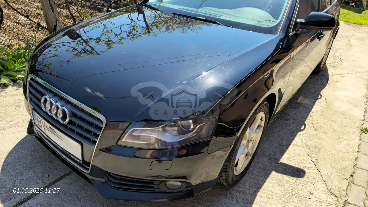 Audi A4 B8 [2007 - 2015] 2.0 TDI Multitronic Avant 2010