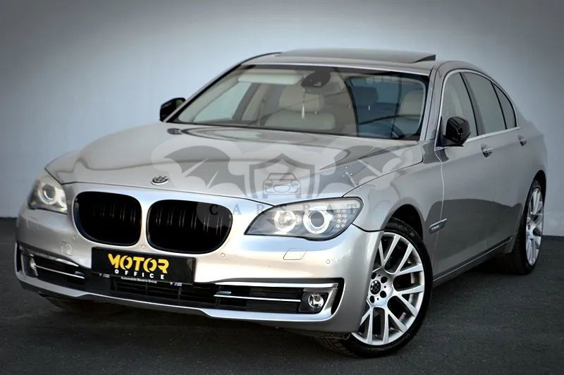 BMW 7 Series 740d 2011