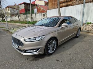 Ford Mondeo IV [2014 - Prezent] Vignale 2.0 TDCi Powershift AWD 2018