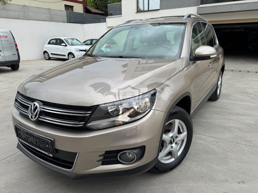 Volkswagen Tiguan 2.0 TDI 4Motion Sport & Style 2012