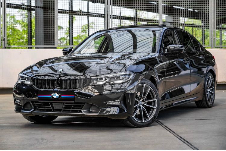 BMW 3 Series 2021
