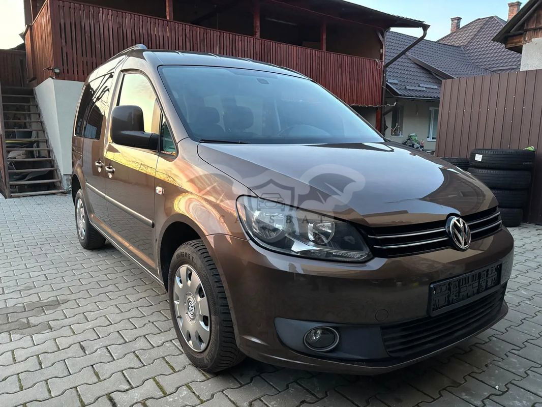 Volkswagen Caddy 1.2 TSI Comfortline 2011