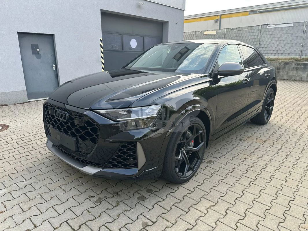 Audi RSQ8 RSQ8 Performance quattro Tiptronic MHEV 2025