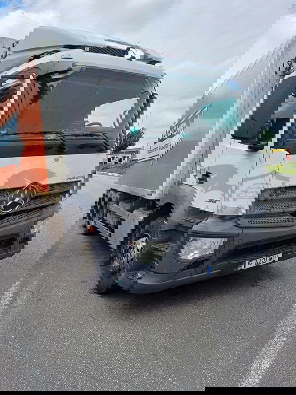 Mercedes-Benz Antos 2015