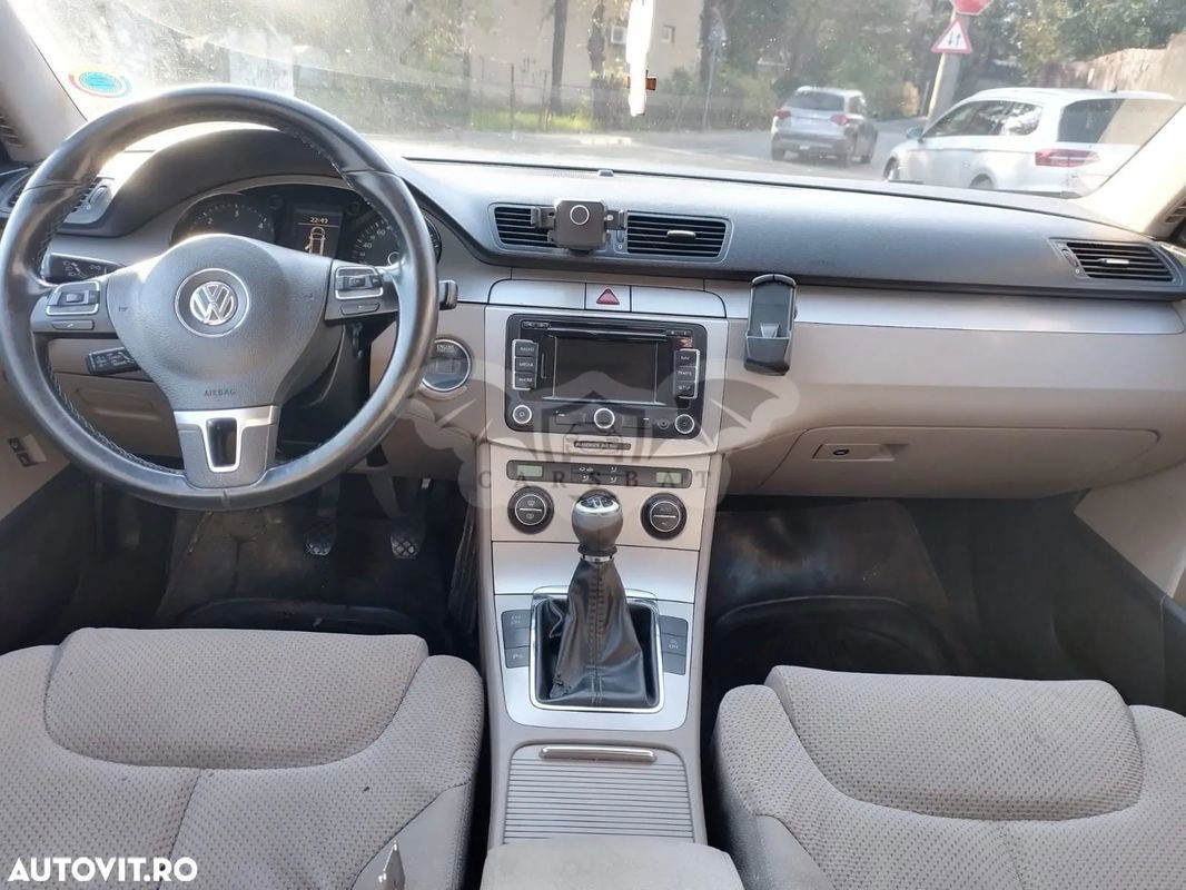 Volkswagen Passat B6 [2005 - 2010] Variant 2.0 TDI Comfortline DPF BlueMotion Technology 2010