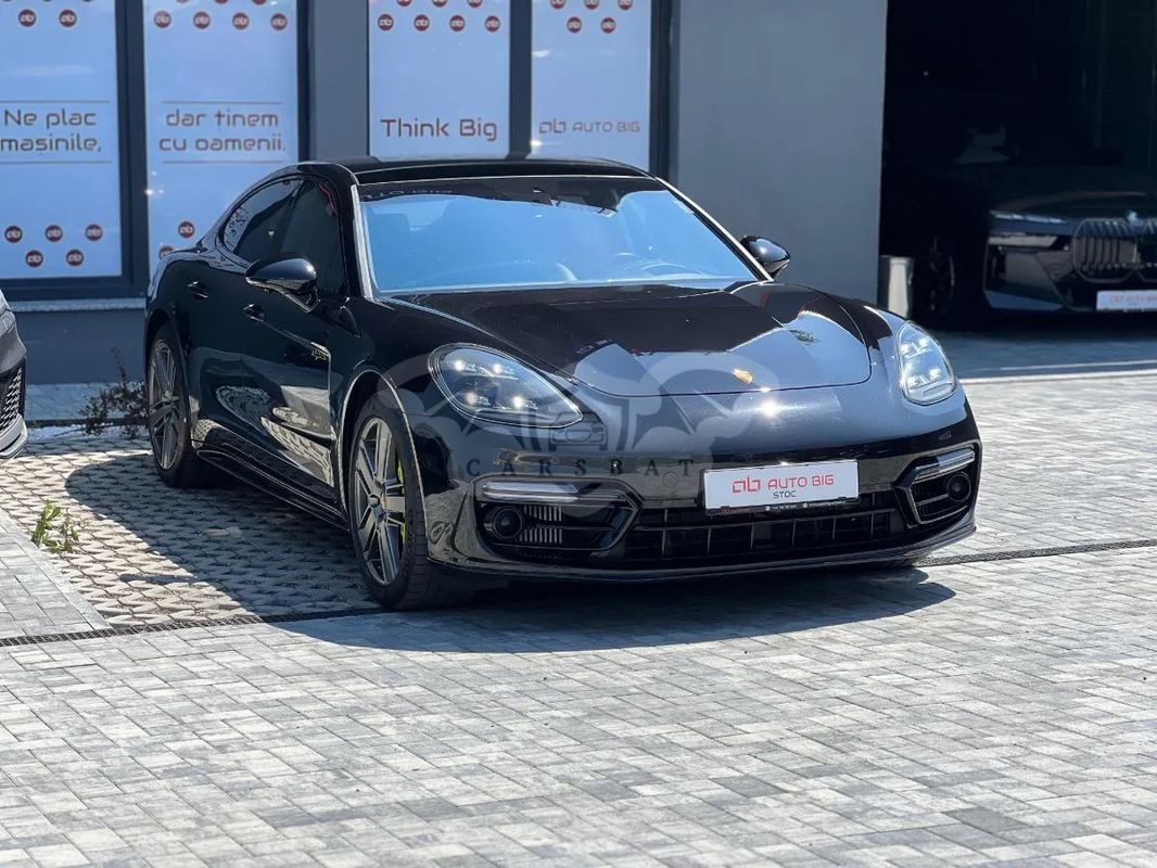 Porsche Panamera 2022
