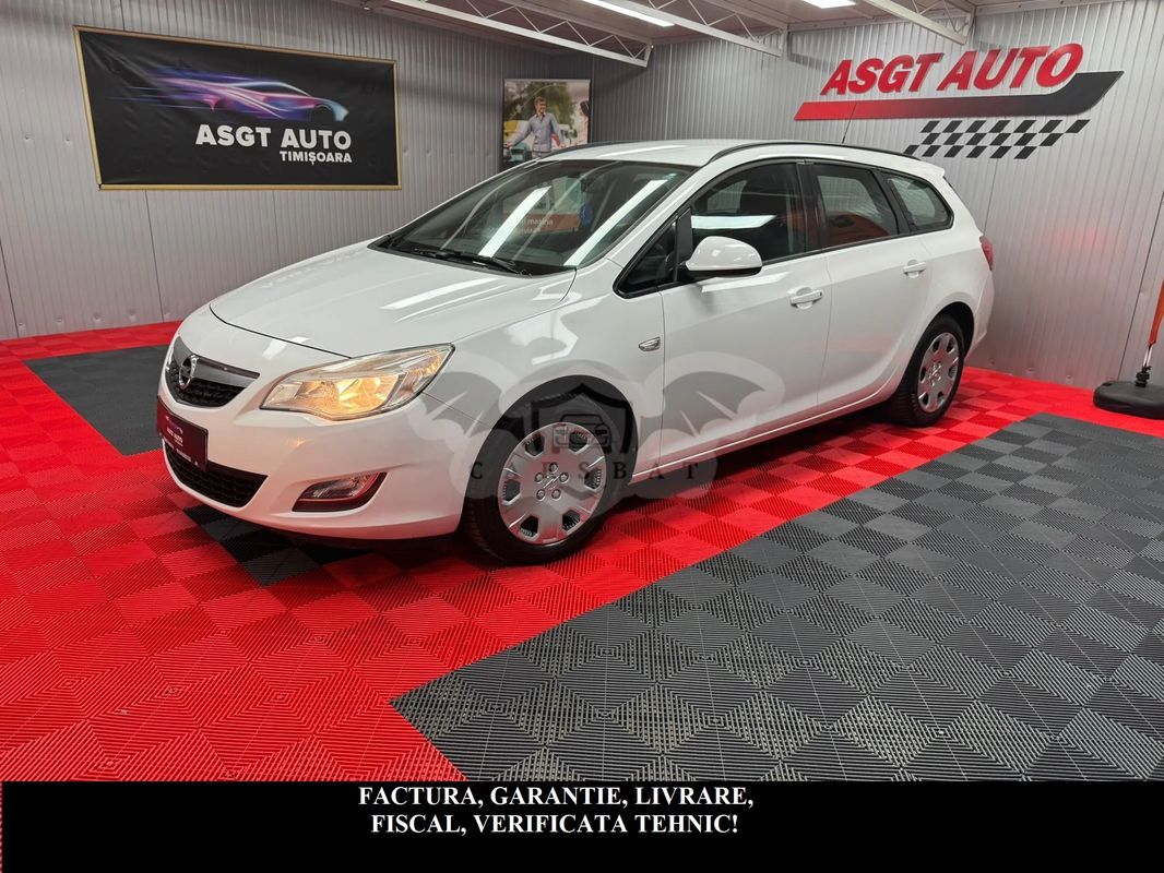 Opel Astra 2012