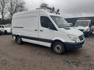 Mercedes-Benz Sprinter 2013