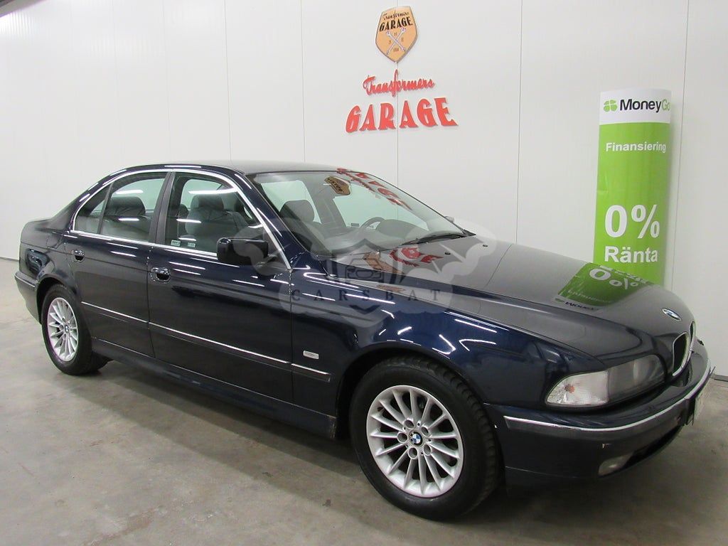 BMW 5 Series 523 2000