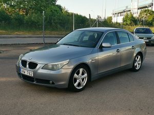 BMW 5 Series 520 2004
