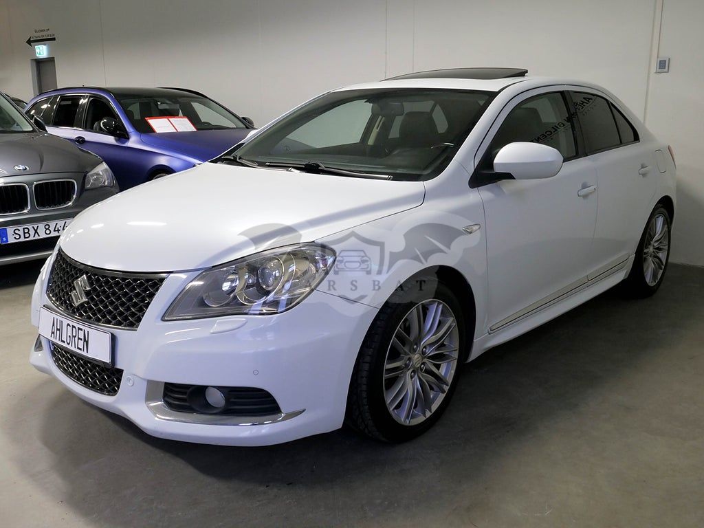 Suzuki Kizashi 2011