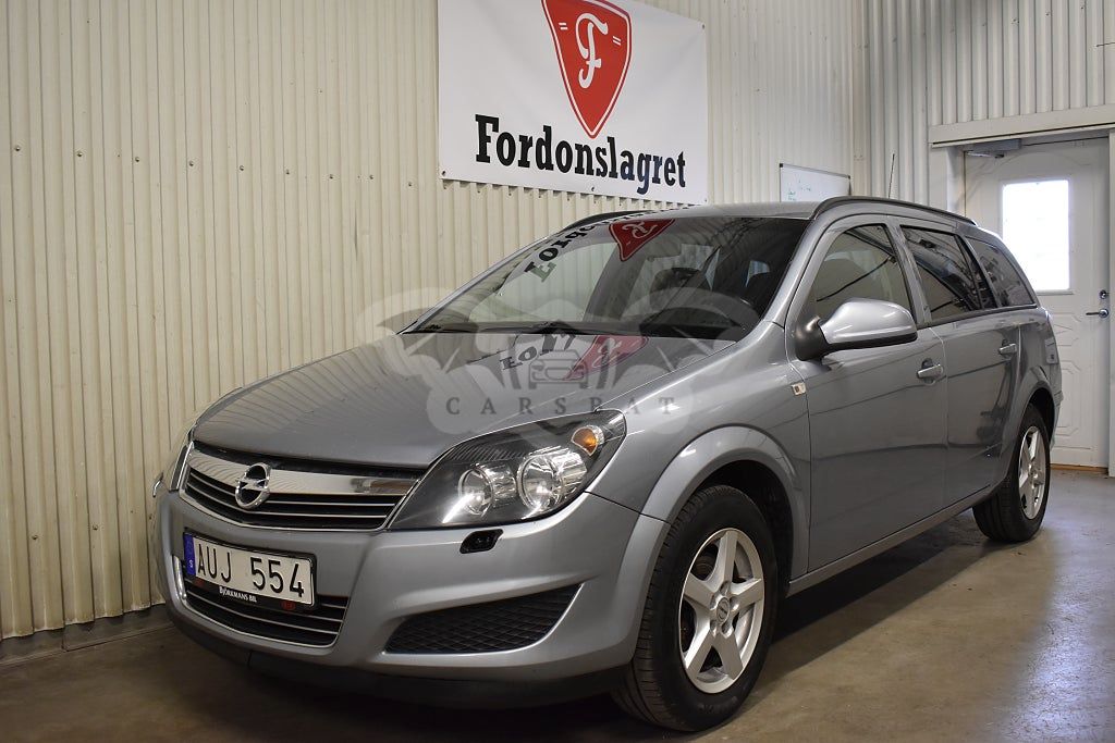 Opel Astra 2011