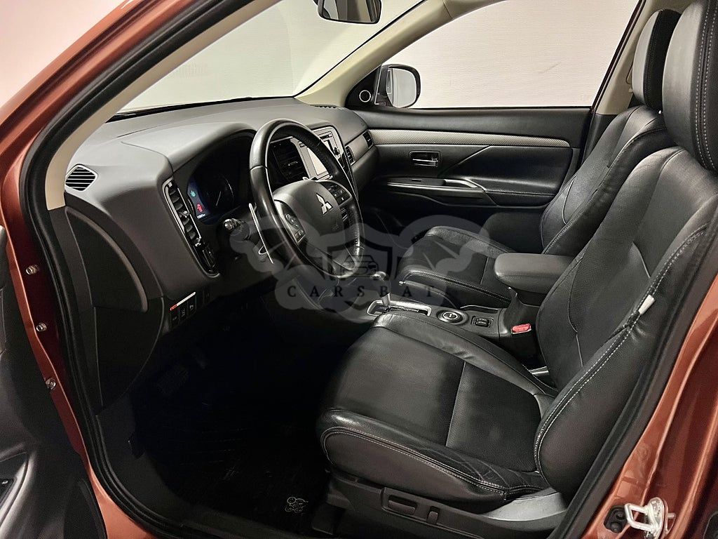 Mitsubishi Outlander 2013